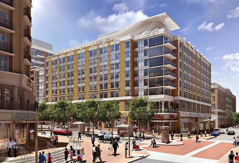 Hotel Aloft Washington National Harbor 