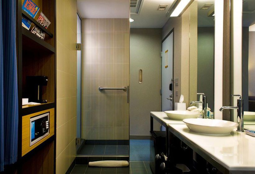 Hotel Aloft Washington National Harbor   | National Harbor | Maryland | United States 18