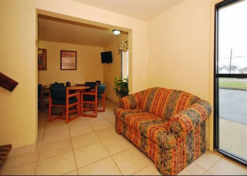 Hotel Econo Lodge Jeffersonville  | Jeffersonville | Ohio | United States 1