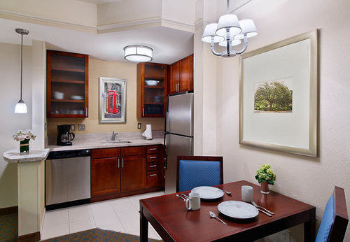 Residence Inn by Marriott Savannah Downtown Historic District  | Savannah | Georgia | United States 10