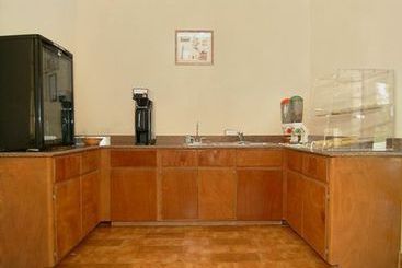 Hotel Regency Inn & Suites Humble  | Humble | Texas | United States 2