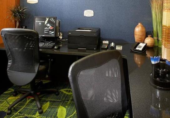 Hotel Fairfield Inn & Suites Cumberland  | Cumberland | Maryland | United States 2