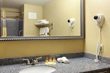 Hotel Days Inn & Suites Jeffersonville In  | Jeffersonville | Indiana | United States 2