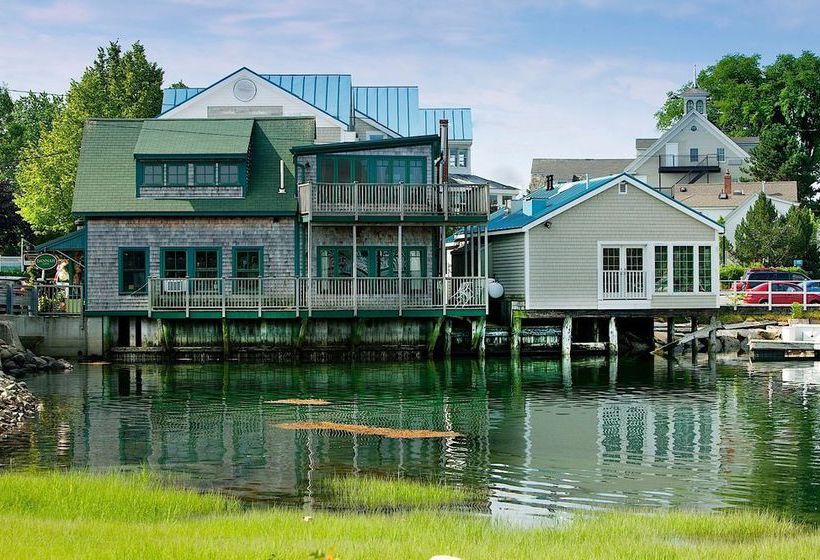 Hotel The Breakwater Inn & Spa