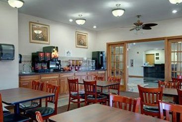 Hotel Super 8 Salina  | Salina | Kansas | United States 5