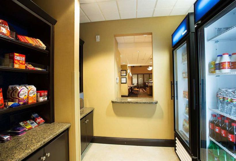 Hampton Inn & Suites Laurel, MS  | Laurel | Mississippi | United States 12