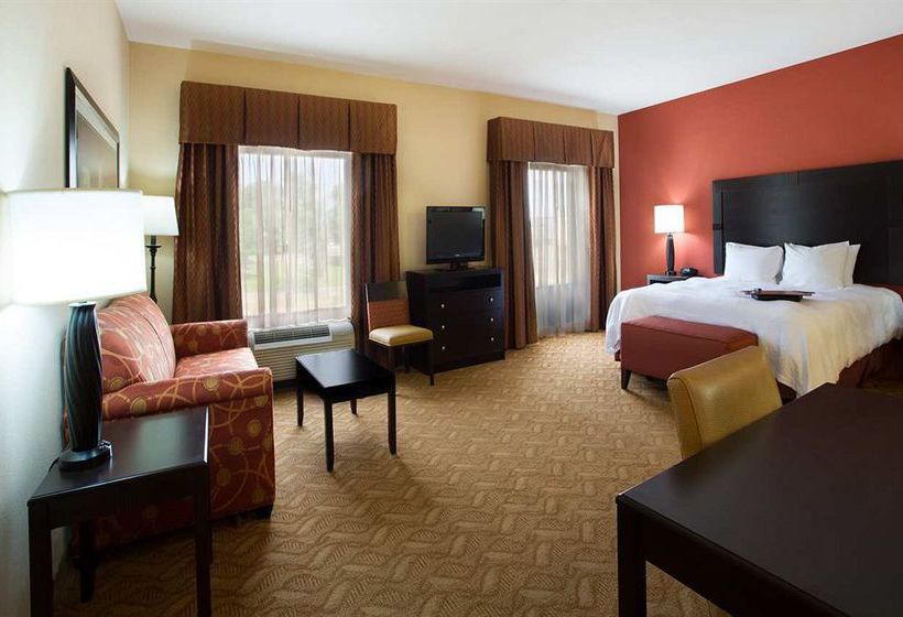 Hampton Inn & Suites Laurel, MS  | Laurel | Mississippi | United States 14