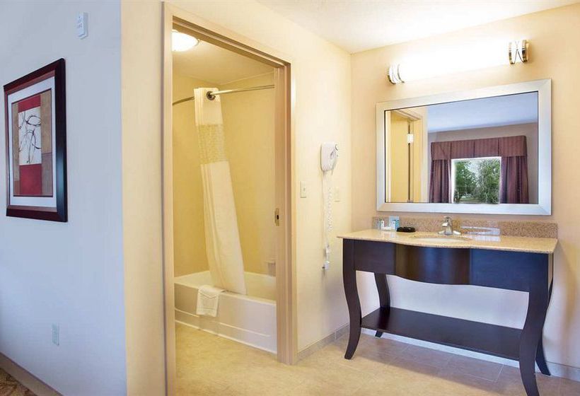 Hampton Inn & Suites Laurel, MS  | Laurel | Mississippi | United States 20