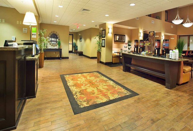 Hampton Inn & Suites Laurel, MS  | Laurel | Mississippi | United States 8