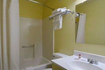 Hotel Super 8 Urbandale Des Moines Area  | Urbandale | Iowa | United States 5