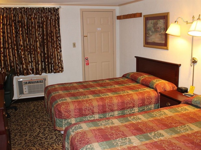 Happy Bear Motel  | Killington | Vermont | United States 5