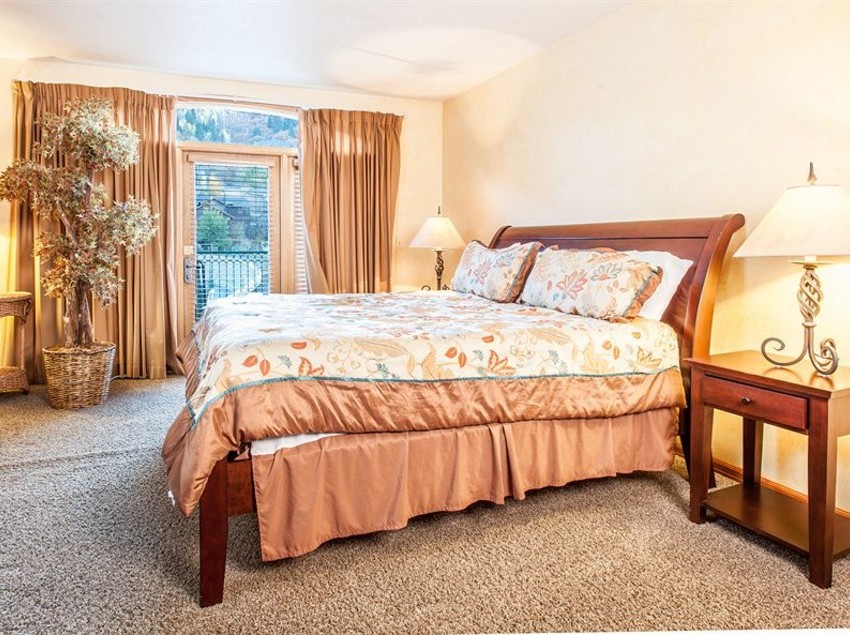 The Caledonian condominium   | Park City | Utah | United States 8