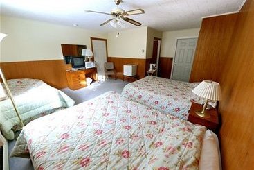 Hotel Complejo The Riverside Inn   | Stowe | Vermont | United States 7