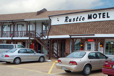 The Rustic Motel   | Rolla | Missouri | United States 2