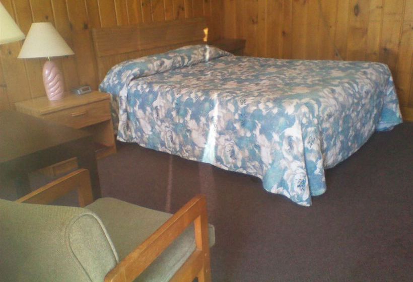Northwinds Motel  | Mackinaw City | Michigan | United States 1