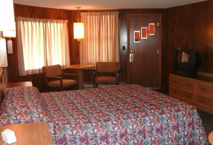 Hotel Lone Eagle Lodge & Snowmobile Rental 