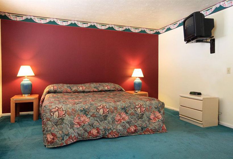 Hotel Americas Best Value Inn & Suites Canton  | Canton | Ohio | United States 1