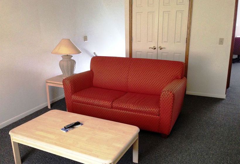 Hotel Americas Best Value Inn & Suites Canton  | Canton | Ohio | United States 12