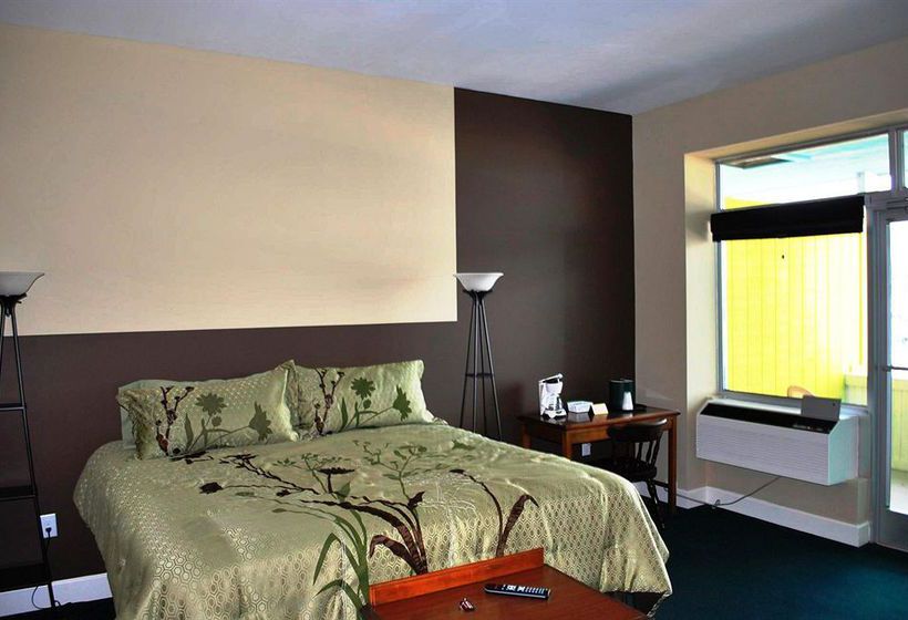 The Hurricane Resort Hotel & Restaurant  | New Bern | North Carolina | United States 4