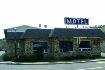 Village Inn Motel 