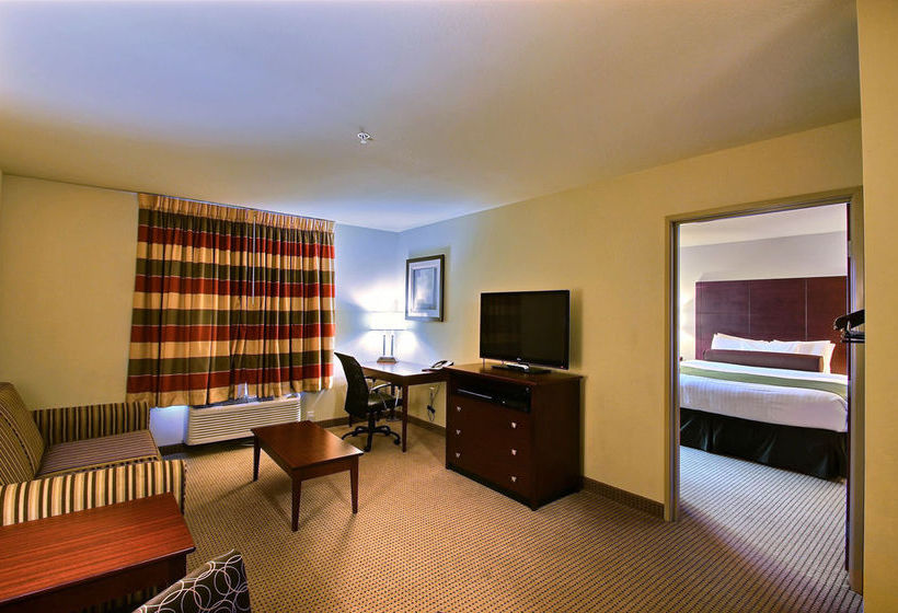 Hotel Cobblestone Inn & Suites Oshkosh  | Oshkosh | Wisconsin | United States 15