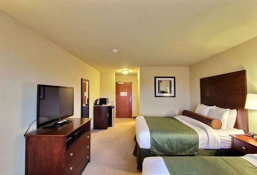 Hotel Cobblestone Inn & Suites Oshkosh  | Oshkosh | Wisconsin | United States 3