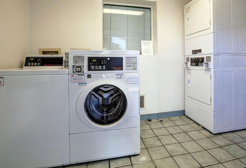 Hotel Americas Best Value Inn & Suites-Walker Grand Rapids North  | Grand Rapids | Michigan | United States 1