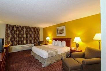 Hotel Econo Lodge Austin  | Austin | Minnesota | United States 7