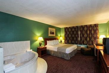 Hotel Econo Lodge Austin  | Austin | Minnesota | United States 9