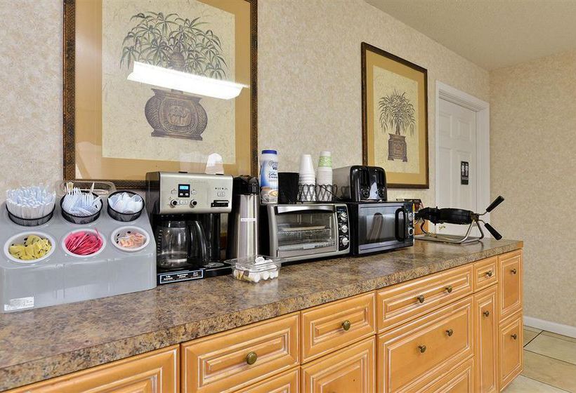 Hotel Raymond Inn & Suites Blytheville  | Blytheville | Arkansas | United States 2