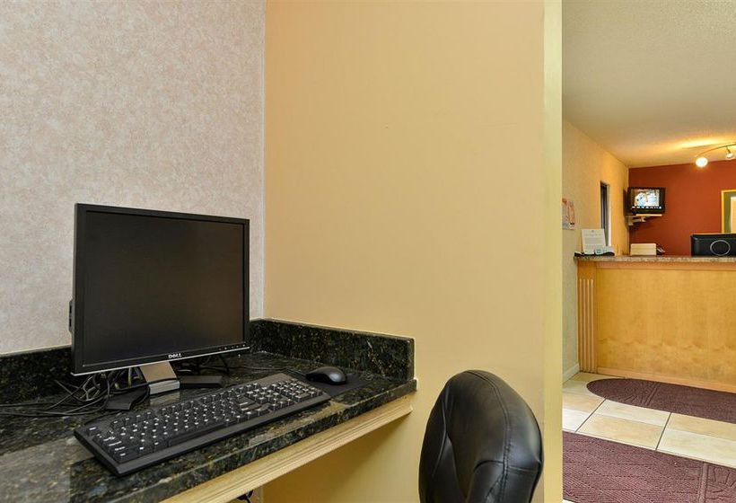 Hotel Raymond Inn & Suites Blytheville  | Blytheville | Arkansas | United States 7