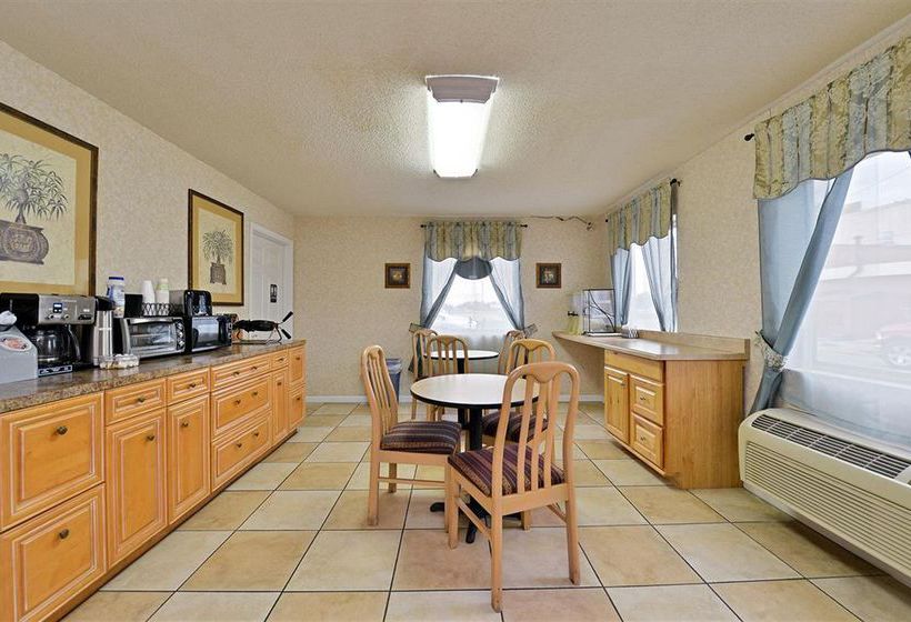 Hotel Raymond Inn & Suites Blytheville  | Blytheville | Arkansas | United States 8