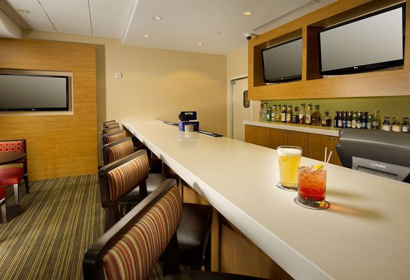 TownePlace Suites Bridgeport Clarksburg  | Bridgeport | West Virginia | United States 9