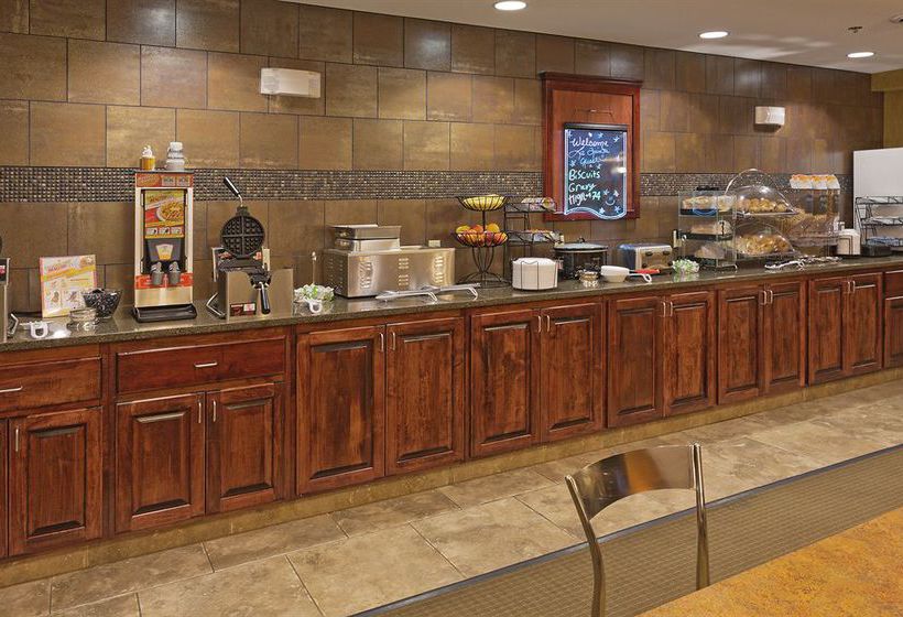 Hotel La Quinta Inn & Suites Minot  | Minot | North Dakota | United States 7