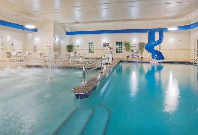 Hotel La Quinta Inn & Suites Minot  | Minot | North Dakota | United States 8