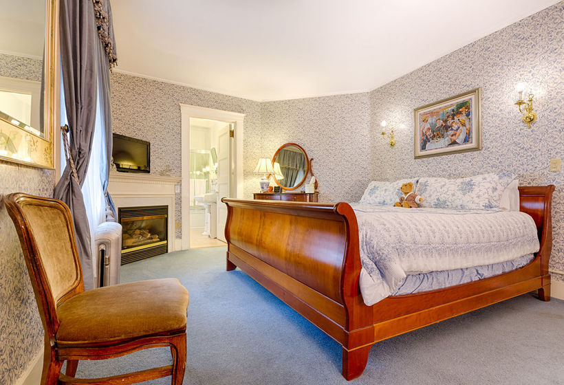 Hotel Gateways Inn & Restaurant