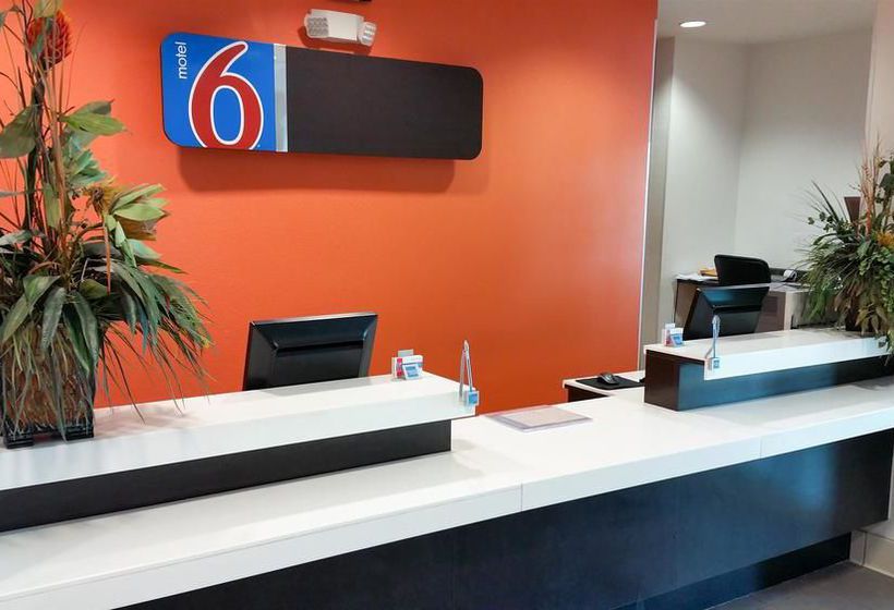 Motel 6 Eagle Pass Lakeside  | Eagle Pass | Texas | United States 11