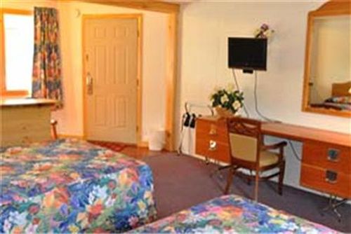 Turnpike Motel  | Kennebunkport | Maine | United States 4