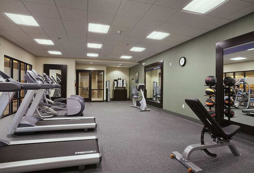 Hampton Inn & Suites Williston  | Williston | North Dakota | United States 10