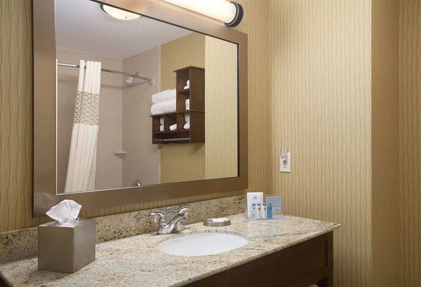 Hampton Inn & Suites Williston  | Williston | North Dakota | United States 4