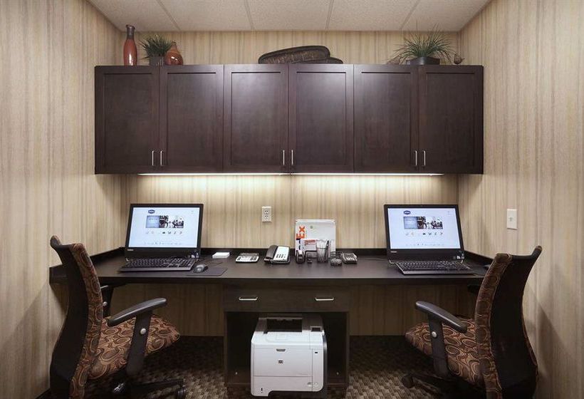 Hampton Inn & Suites Williston  | Williston | North Dakota | United States 5