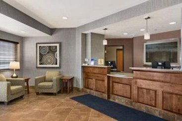 Hotel Baymont Inn & Suites Minot, ND