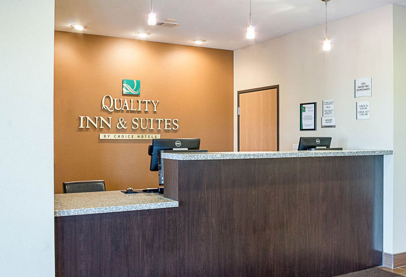 Hotel Econo Lodge Inn & Suites Minot  | Minot | North Dakota | United States 10