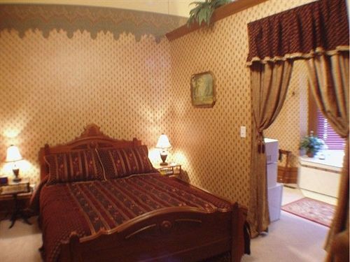 The Edgar Olin House Bed And Breakfast  | Pueblo | Colorado | United States 5