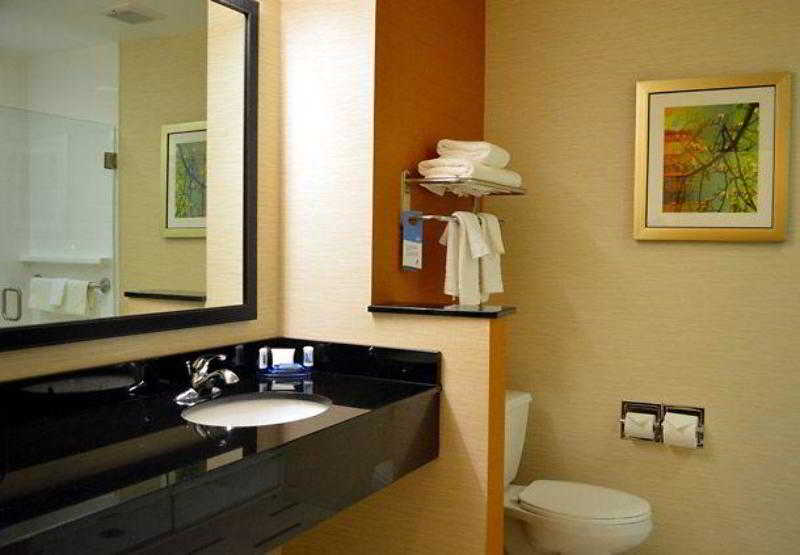 Fairfield Inn & Suites Stafford Quantico  | Stafford | Virginia | United States 3
