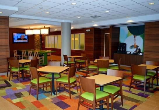 Fairfield Inn & Suites Stafford Quantico  | Stafford | Virginia | United States 8