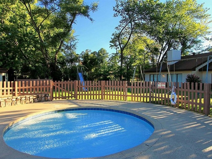 Emerald Isle Resort  | Hot Springs | Arkansas | United States 7