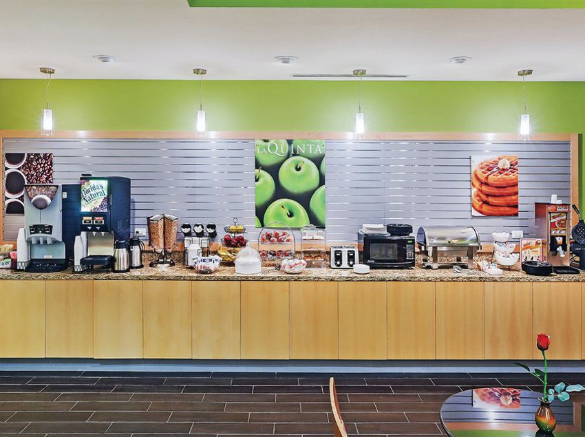 Hotel La Quinta Inn & Suites Pecos  | Pecos | Texas | United States 8