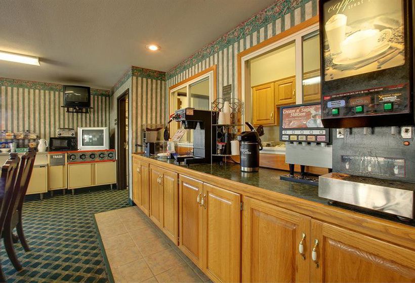 Hotel Americas Best Value Inn New Florence  | New Florence | Missouri | United States 1