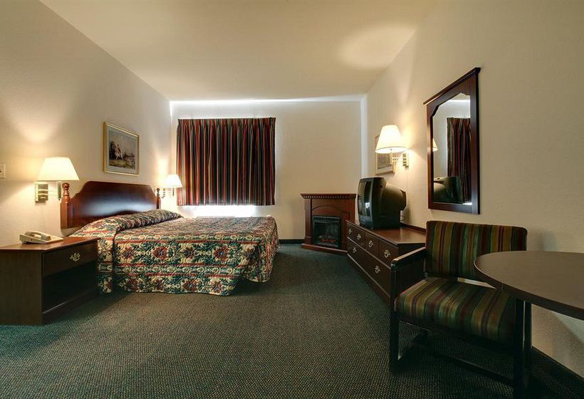Hotel Americas Best Value Inn New Florence  | New Florence | Missouri | United States 2